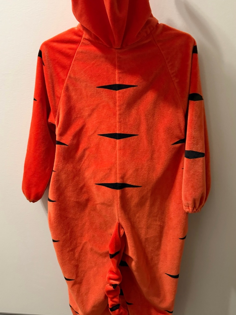 Disney Store Tigger Plush Hooded Kids Halloween Costume - Picture 4 of 4